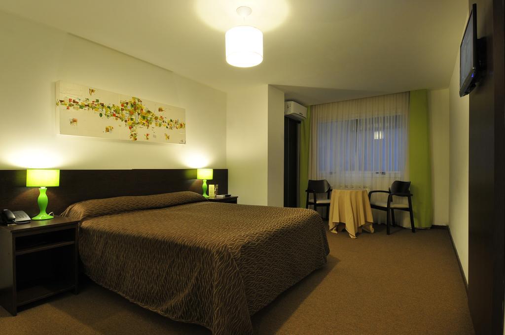 ויז'ה קרלוס פאס Los Sauces Hotel & Spa מראה חיצוני תמונה